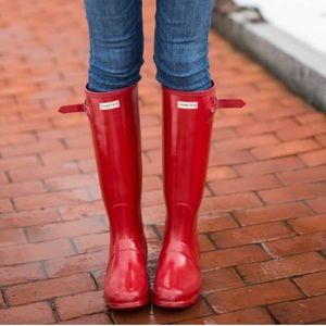 Hunter Rain Boots: Original Tall Gloss in Red